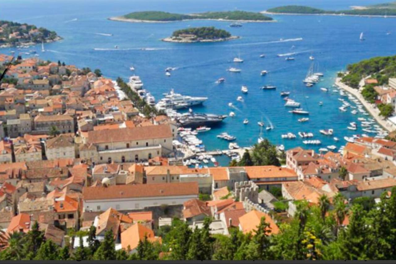 Hvar Old Dalmatian House Junior Suite - Deck 2 Hvar Town Exterior photo